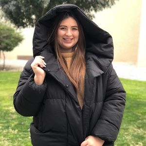 Meet your Posher, Nayeli